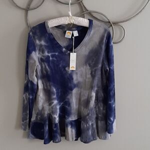 NWT C & C California on trend tie dye ruffle tunic